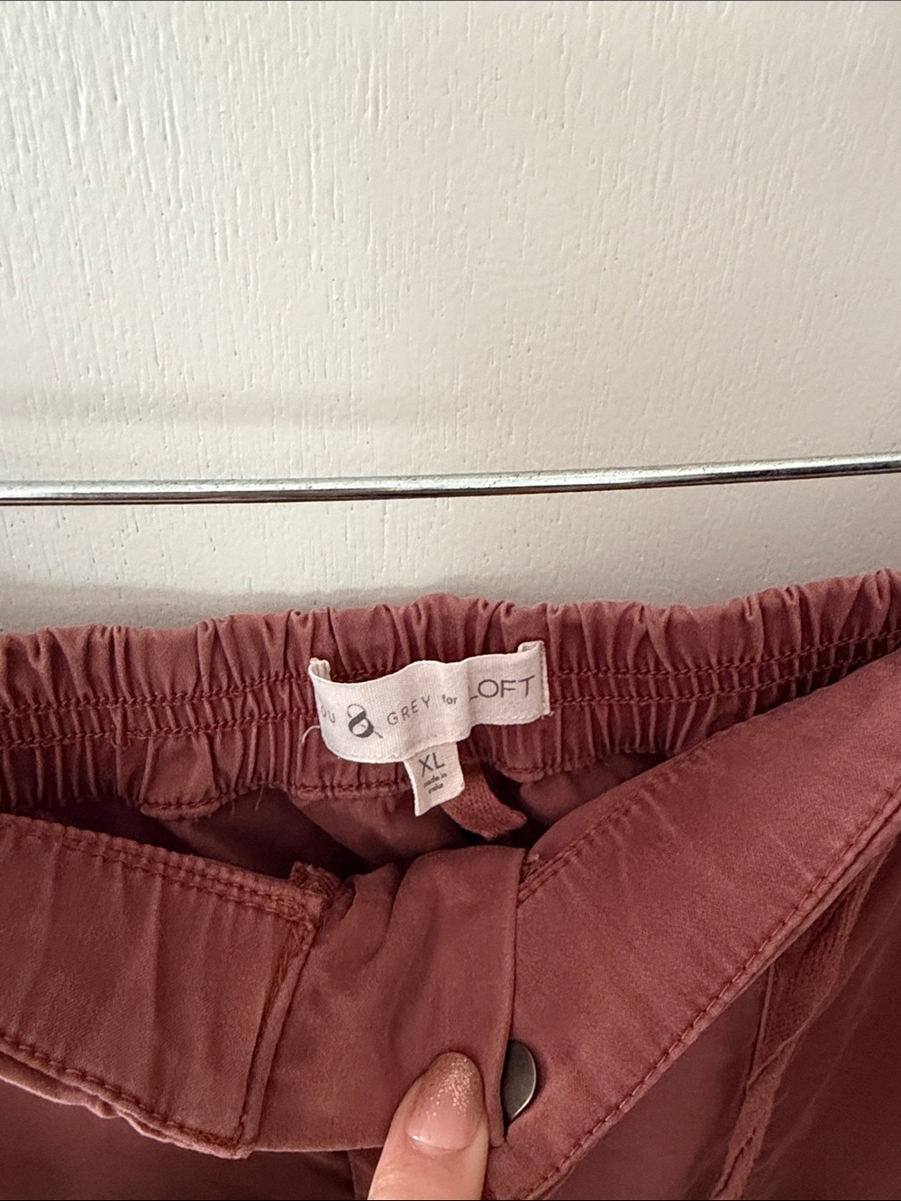 Relaxed Drawstring Pants in Rust - Picture 2 of 2
